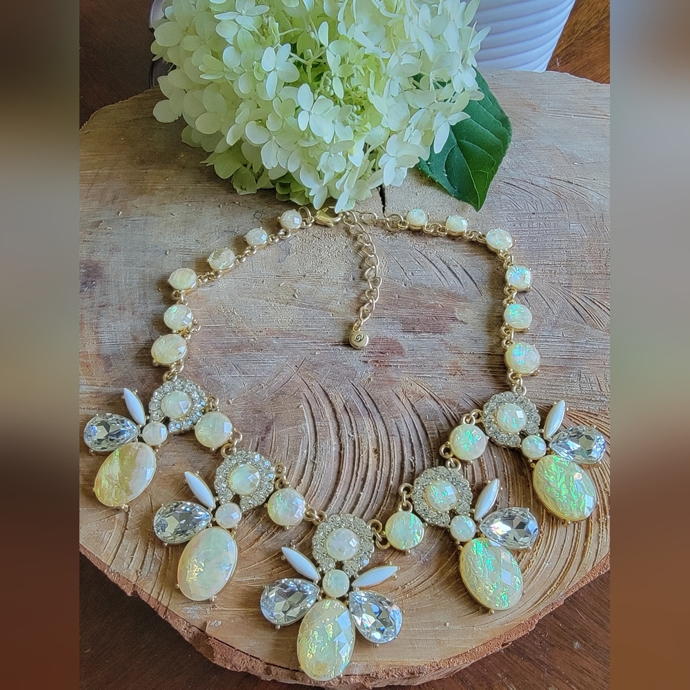 Elegant Gold and Cream Statement Necklace. Signed  V.